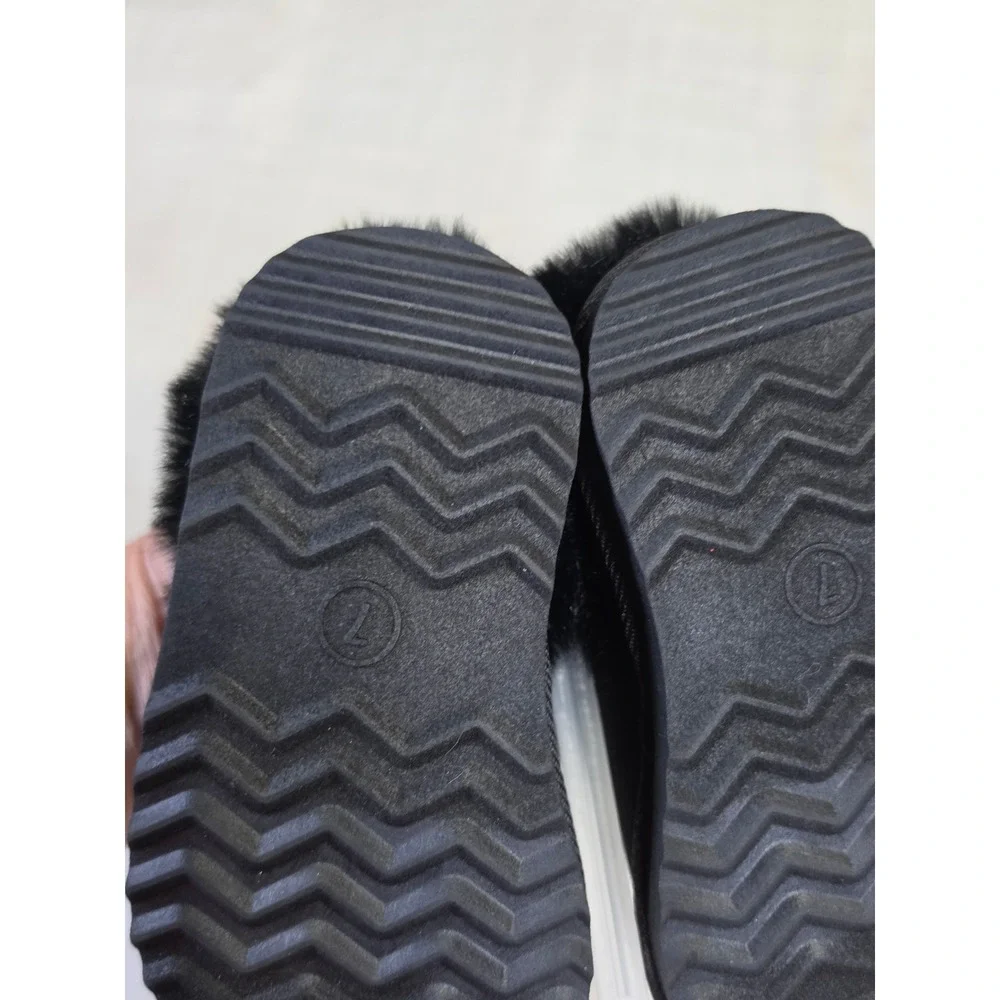 Cat & Jack Toddler Girls Black Faux Fur Trim Suede Slippers Size 7 NWT